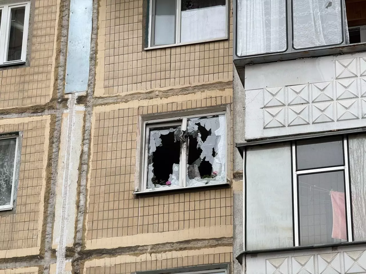 Атака беспилотника на МКД в Белгороде