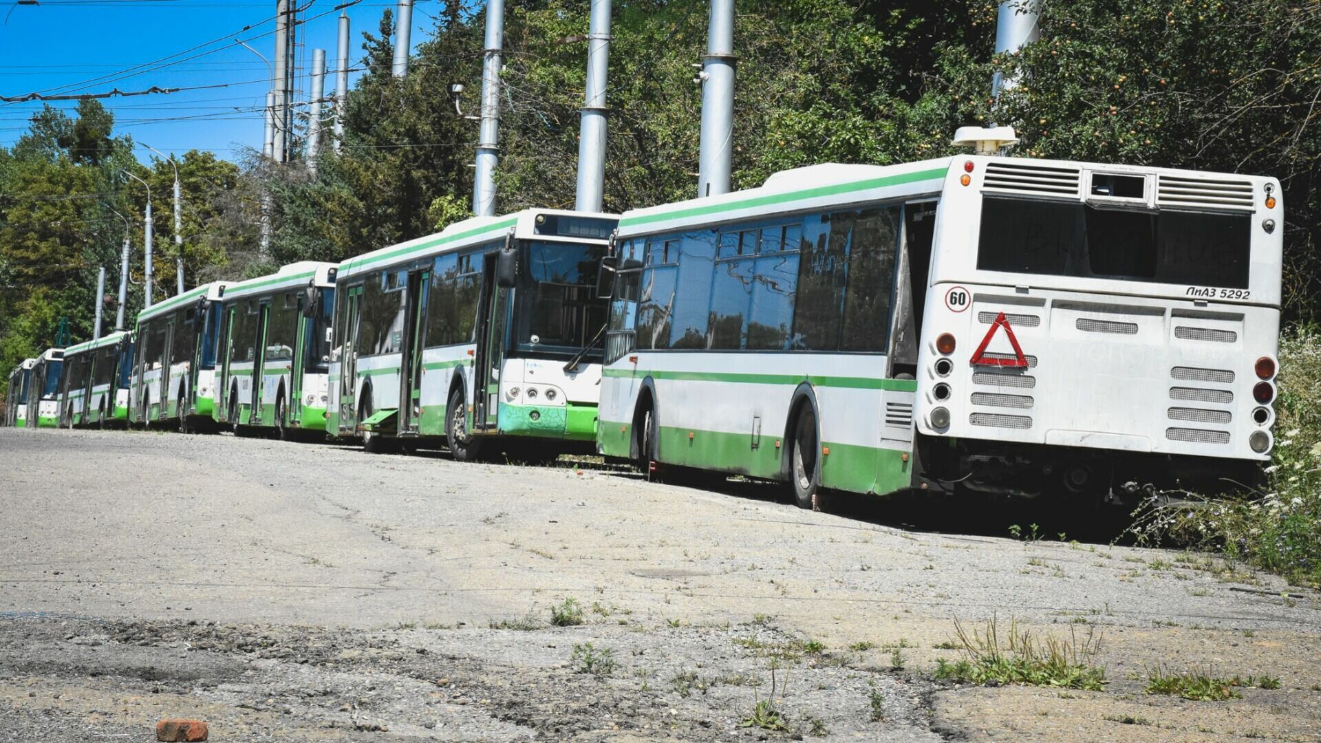 Вячеслав Гладков прокомментировал подготовку автобусов к эвакуации людей