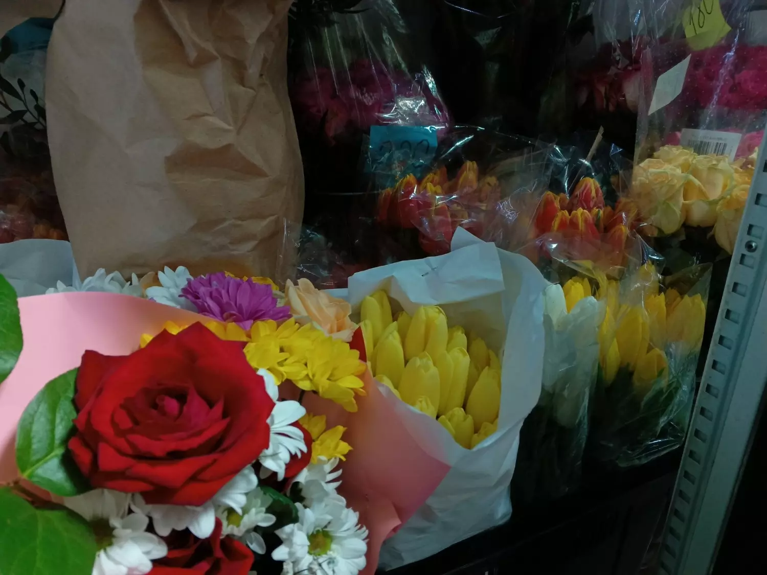 Цветы к 8 марта, магазин "Незабудка"